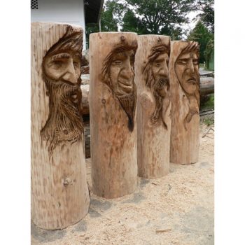 Zahradní dřevěné sochy - Čtyři dřevěné tváře