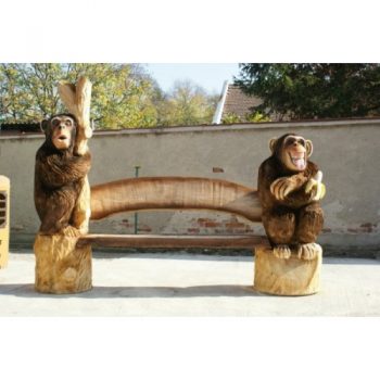 Opičí dřevěná lavička