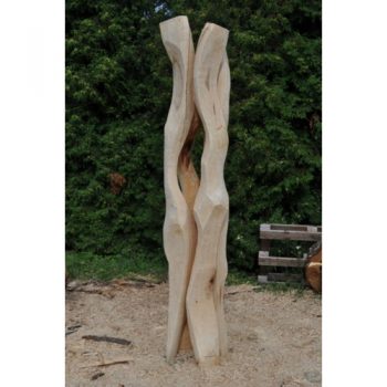 Zahradní dřevěná skluptura - V plamenech vášně
