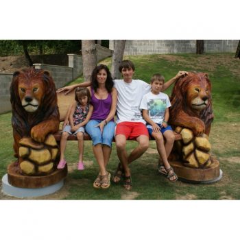 zahradní drěvěná socha - Dřevěná lví lavička II