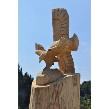 Dřevěný strom ptáků