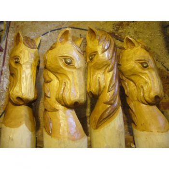 Zahradní dřevěná socha- Dřevěný koník