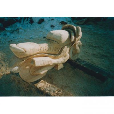 Zahradní dřevěná socha- Dřevěný motocykl