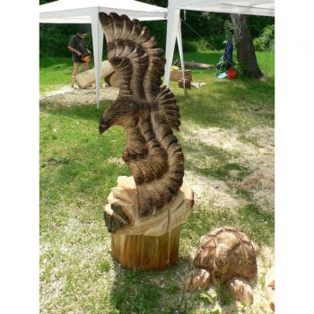 Zahradní dřevěná socha - Dřevěný orel