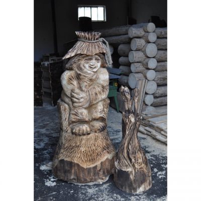 Zahradní dřevěná socha - Dřevěný vodník na pařezu