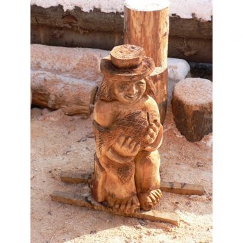 Zahradní dřevěná socha - Dřevěný vodník s kaprem