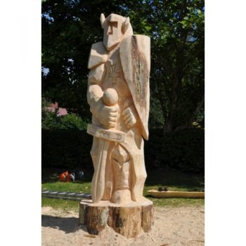 Zahradní dřevěná socha - Čestný rytíř