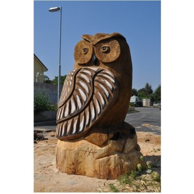 Zahradní dřevěná socha -Dřevěná sovice