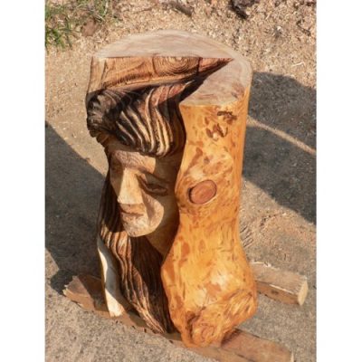 Zahradní dřevěná socha - Tvář dívky