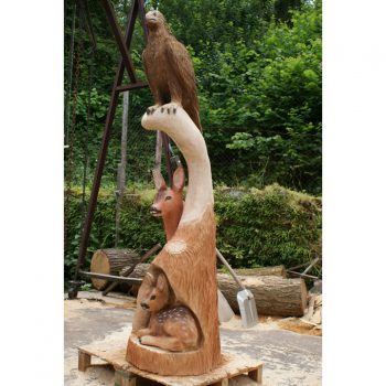 Zahradní dřevěná socha - Dřevěný orel a srnky