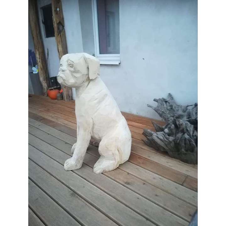 drevena-socha-do-zahrady-skulptura-pes-buldog
