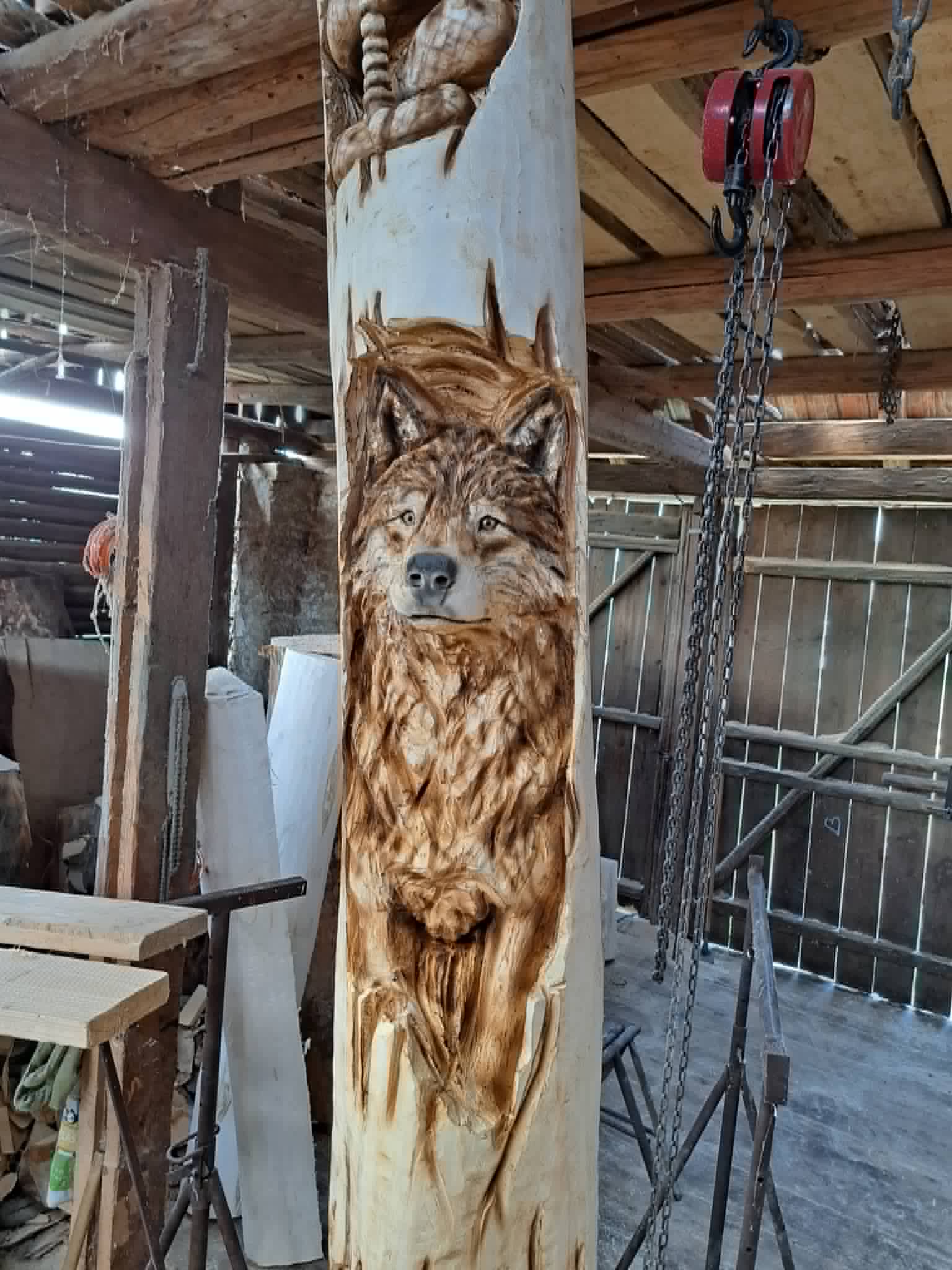 Totem-se-styrmi-zviraty-4-m-2